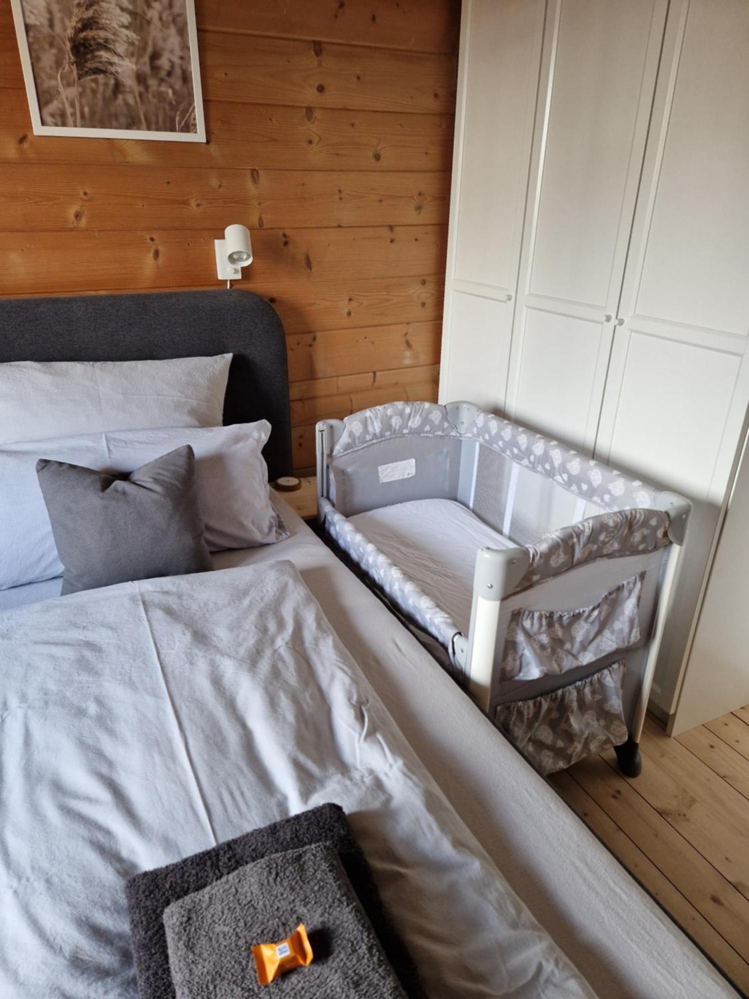 Helle und idyllische 2 Zimmer Wohnung am Rande von Berlin Exterior foto